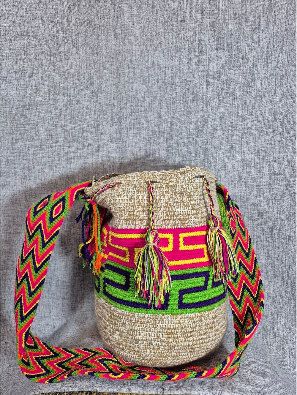 Authentic Wayuu Mochila Bag Handmade Colombian Crochet Boho Bucket Crossbody - Picture 2 of 7